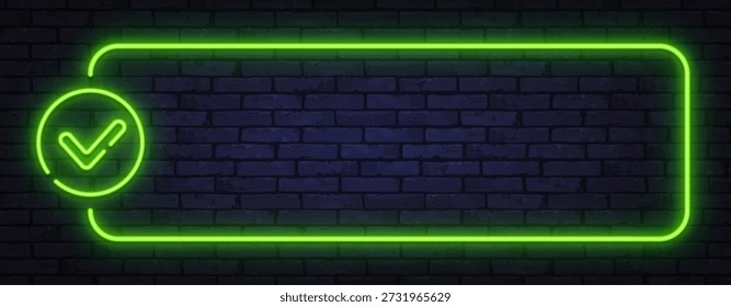 Quadro de néon verde com ícone de marca de seleção na parede escura. Brilho brilhante simboliza aprovação, sucesso ou status confirmado.