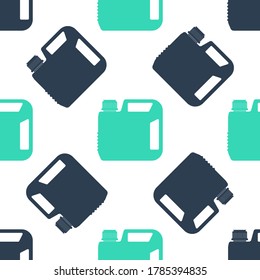 Green Plastic canister for motor machine oil icon isolated seamless pattern on white background. Oil gallon. Oil change service and repair. Engine oil sign.  Vector