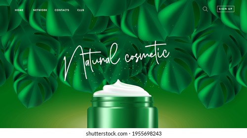 Afiche verde o banner web para cosméticos naturales con tarro crema abierto con suero y grandes hojas tropicales en el fondo, promoción