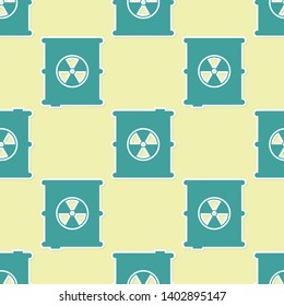 Green Radioactive waste in barrel icon isolated seamless pattern on yellow background. Toxic refuse keg. Radioactive garbage emissions, environmental pollution. Vector Illustration