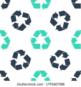 Green Recycle Symbol Icon Isolated Seamless Pattern On White Background. Circular Arrow Icon. Environment Recyclable Go Green. Vector.