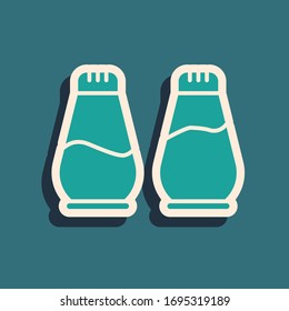 Grünes Salz und Pfeffer Symbol einzeln auf grünem Hintergrund. Gewürze kochen. Lange Schattenstil. Vektorillustration-Illustration