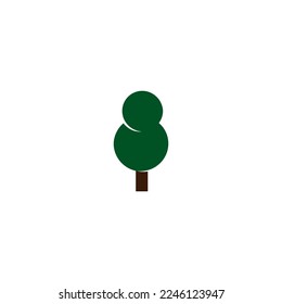 Grüner Baum auf weißem Hintergrund