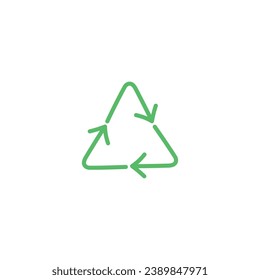 Signo triangular verde de reciclado de estilo plano, ilustración vectorial aislada en fondo blanco. Elemento de diseño decorativo, residuo cero y símbolo ecológico