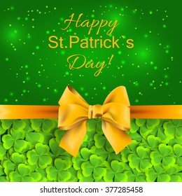 Green vector Saint Patrick's Day greeting card with bow and ribbon