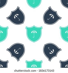 Green Waterproof icon isolated seamless pattern on white background. Shield and umbrella. Water protection sign. Water resistant symbol. Vector.