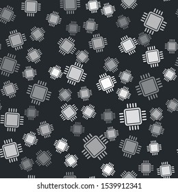 Grey Computer processor with microcircuits CPU icon isolated seamless pattern on black background. Chip or cpu with circuit board sign. Micro processor.  Vector Illustration