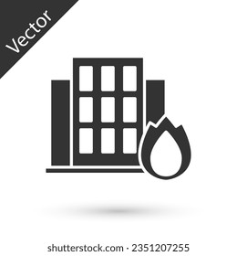 Fuego gris en un icono de la casa quemada aislado en fondo blanco. Concepto de seguro. Seguridad, seguridad, protección, concepto de protección.  Vector