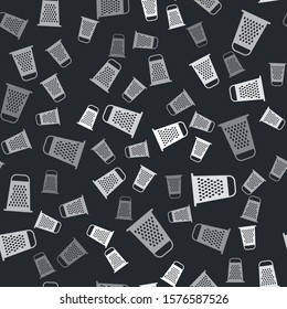 Grey Grater icon isolated seamless pattern on black background. Kitchen symbol. Cooking utensil. Cutlery sign.  Vector Illustration