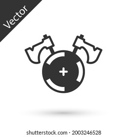 Escudo medieval gris con icono de hachas cruzadas aislado sobre fondo blanco. Battle ax, verdugo hacha.  Vector