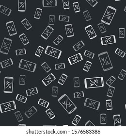 Grey Online translator icon isolated seamless pattern on black background. Foreign language conversation icons in chat speech bubble. Translating concept.  Vector Illustration