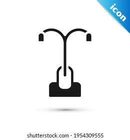 Icono del sistema de luz de la calle gris aislado en fondo blanco.  Vector