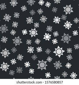 Grey Sun icon isolated seamless pattern on black background.  Vector Illustration
