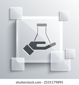 Icono gris de la prueba del laboratorio químico del tubo de ensayo y del frasco aislado en fondo gris. Signo de cristalería de laboratorio. Paneles de vidrio cuadrados. Vector