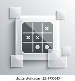 Icono de juego de tac tac tac gris aislado en fondo gris. Paneles de vidrio cuadrado. Vector