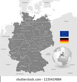 Mapa de vectores gris de Alemania con fronteras administrativas, nombres de ciudades y regiones, países fronterizos internacionales y un globo 3D centrado en Alemania