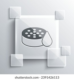 Icono del sensor de agua gris aislado en fondo gris. Paneles de vidrio cuadrado. Vector