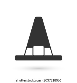 Icono de sombrero de bruja gris aislado en fondo blanco. Feliz fiesta de Halloween.  Vector