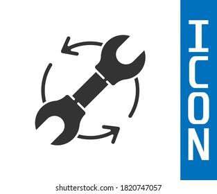 Giro y flechas de la llave griega como icono de flujo de trabajo aislado en fondo blanco. Ajuste, servicio, configuración, mantenimiento, reparación, arreglo.  Ilustración vectorial