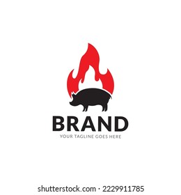 Grill Barbeque Einladung Party Barbecue bbq mit Schweinefleisch auf Feuer Flamme Logo Design Vintage Hispter