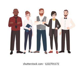 Grupo de oficinistas juntos. Equipo de profesionales hombres y mujeres felices. Graciosos personajes de caricaturas aislados de fondo blanco. Ilustración vectorial de color en estilo plano moderno.