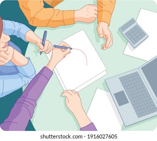 Gruppe von Menschen, die am Tisch arbeiten