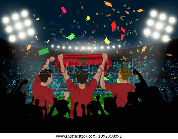 サポーターのグループは サッカー場のシルエット観客の間でモロッコ国旗をベクターイラストで掲げている ウェブまたは携帯電話のアプリケーションでのフットボールの結果テンプレートの使用に関するコンセプト のベクター画像素材 ロイヤリティフリー