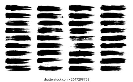 Grunge pincel traçados, linhas, borrões de tinta, mão-desenhado rabiscar formas. Marcas de esboço feitas à mão, manchas acrílicas, listras de carvão. Pinte texturas, efeito pincel seco. Sublinhado do marcador. Ilustração vetorial