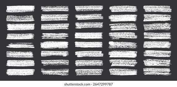 Pinceladas grunge, líneas, manchas de tinta, Formas de garabatos dibujadas a mano. Marcas incompletas hechas a mano, manchas de acrílico, rayas de carbón. Texturas de pintura, efecto de pincel seco. Subrayado de marcador. Ilustración vectorial