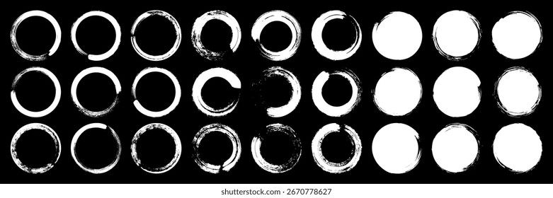 Círculos de grunge, traçados de pincel, linhas, borrões de tinta, rabiscos desenhados à mão. Marcas de esboço feitas à mão, manchas acrílicas, listras de carvão. Pinte texturas, efeito pincel seco. Ilustração vetorial