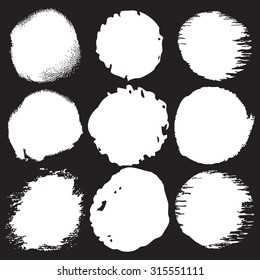 Grunge circles set
