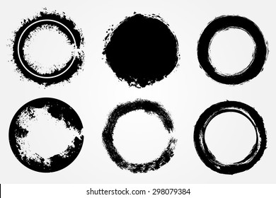 Grunge circles set.Grunge round frames.Vector illustration.