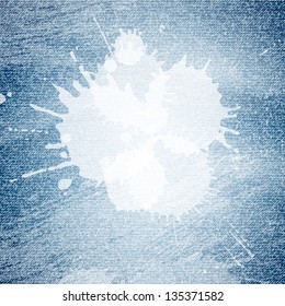Textura de denim grunge con manchas de pintura blanca y espacio de copia - eps10