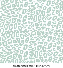 Grunge leopard print. Wild seamless pattern.