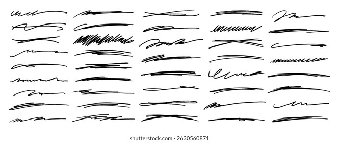 Las líneas de Grunge subrayan los Elementos de resaltado dibujados a mano. Rayas de pincel ásperas, Vector de garabatos