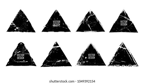 Grunge Post Stamps Collection, Dreiecke. Banner, Insignien, Logos, Symbole, Labels und Badges Set . Vektorillustration Notress Texturen.leere Formen.