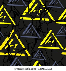 Grunge seamless pattern with yellow lightning  