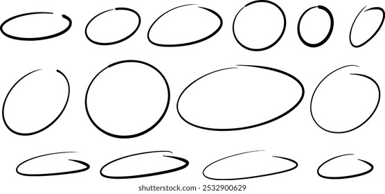 Círculos de textura Grunge em fundo transparente.Formas de círculo desenhadas à mão. Traçados de pincel de tinta preta. Coleção de texturas do pincel. Vetor EPS 10
