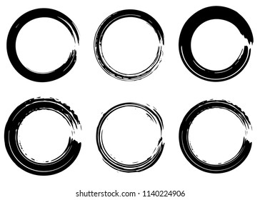 Grunge vector circles. Brush strokes set