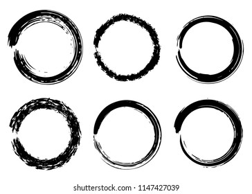 Grunge vector circles. Brush strokes set