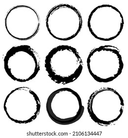 Grungy, textured circle element set. Grunge circles