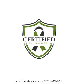 guarantee or medal thin line icon. concept of minimal consumer control emblem or assurance. flat stroke trend modern distinction win logotype graphic lineart design simple element on white background