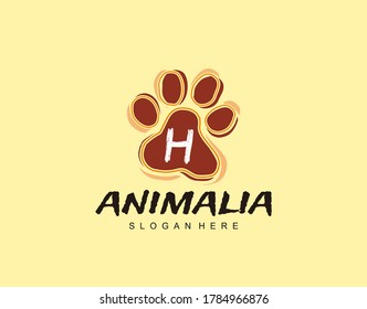 H Letter in Paw Shape Design. Pet logo design. Dog, Cat, animal clinic, pet care center. Paw vector logo Icon Template.
