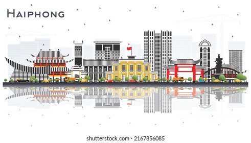 El horizonte de Haiphong Vietnam con edificios y reflexiones grises aislados en blanco. Ilustración vectorial. Concepto de Viajes y Turismo con Arquitectura Histórica. Paisaje urbano de Haiphong con puntos de referencia.