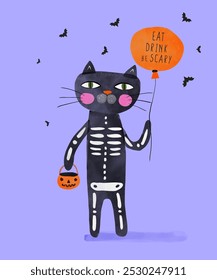 Tarjeta De Halloween Con Gato Negro. Linda Ilustración vectorial dibujada a mano de Halloween con gato negro en un traje de esqueleto. Gatito negro lindo y murciélagos voladores sobre un fondo violeta.	Come, Bebe, Da Miedo. RGB.