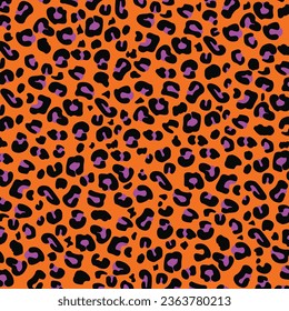 Halloween leopard pattern, Halloween seamless pattern with  leopard print. Elegant Spooky Holiday Texture Perfect for Gift Wrapping, Home Decor and Textiles. Vector illustration.