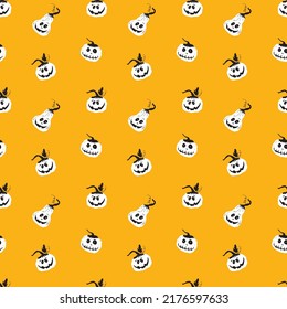 Halloween pumpkin seamless pattern. Cute cartoon pumpkins, holiday background design, vector illustration.
