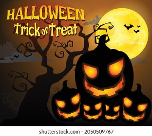 Calabazas de Halloween bajo la luz de la luna
