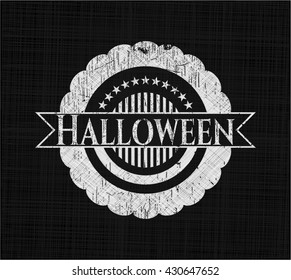 Halloween escrito en una pizarra