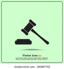 Hammer judge icon vector illustration